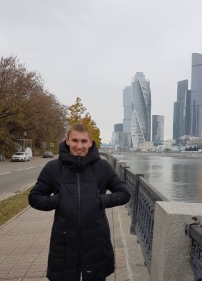 Александр, 31, Россия, Феодосия