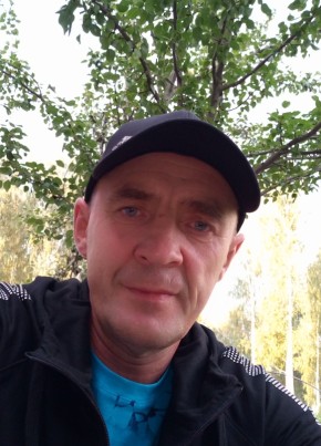Александр, 52, Россия, Килемары