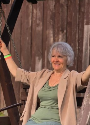 Валентина из Саратова 65 лет