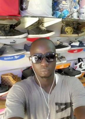 balla degadatc, 36, Republic of The Gambia, Bathurst