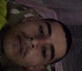 Emilio, 18, Plato