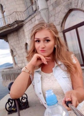 Кристина, 29, Россия, Любим