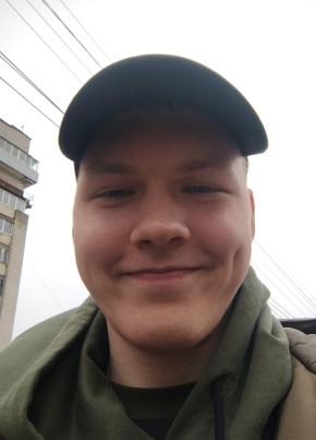 Даниил из Ижевска 21 год