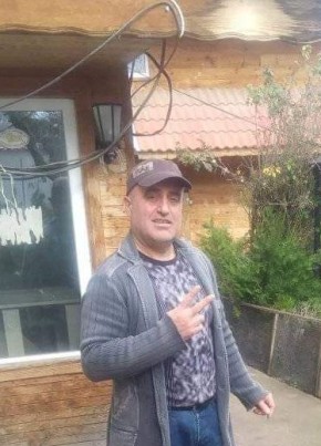 Георги, 52, Република България, Перник
