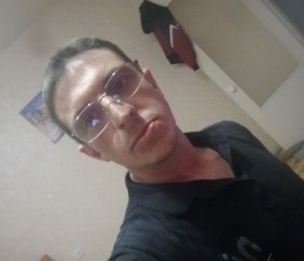 Maxs Leontev, 37, Perm
