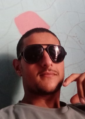 عطيه из دمياط 19 лет