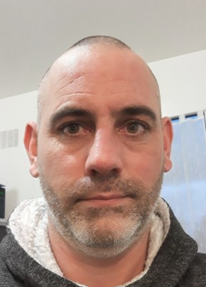 Yohann, 43, République Française, Paris