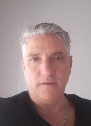 Даниил из Paris 59 лет