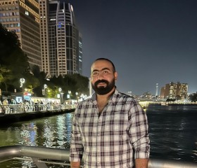 moustafa, 34, Cairo