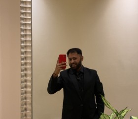 Anmol Malhotra, 27, Kashipur