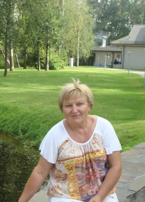 Valentina A, 69, Россия, Сургут