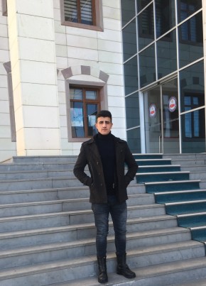 osman  akbulut, 25, Türkiye Cumhuriyeti, İd
