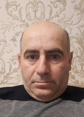 Артем из Воронежа 44 года