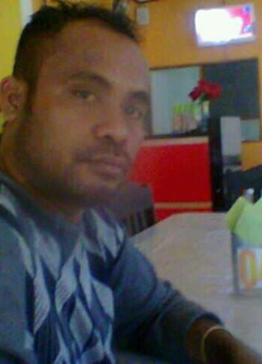 Juvin, 45, East Timor, Dili