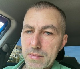 Viktor, 40, Moscow