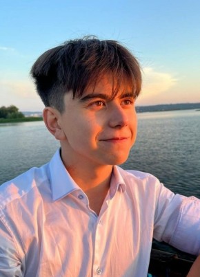 Игорь, 18, Россия, Москва