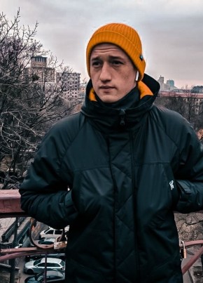 Artur, 24, Ukraine, Kiev