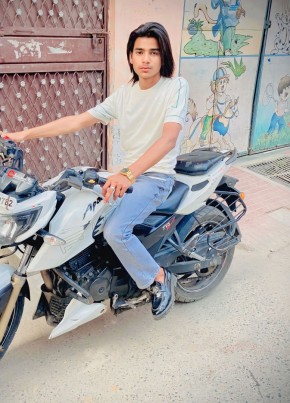 Suleman, 19, India, Delhi