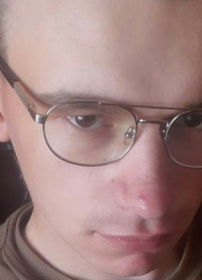 Александр из Пскова 21 год