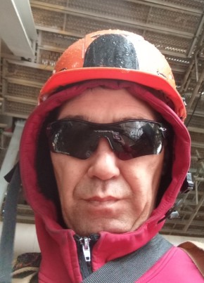 Нурлан из Кингисеппа 43 года