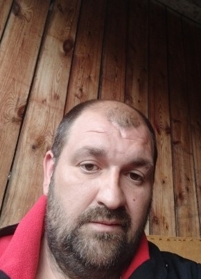 Алексей из Нягани 42 года
