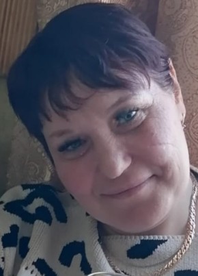 Елена, 42, Россия, Новобурейский