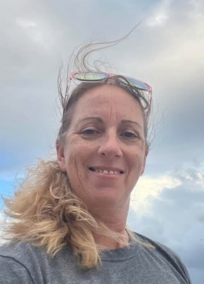 Elena из Akure 54 года