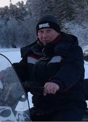 Олег, 40, Россия, Ноябрьск
