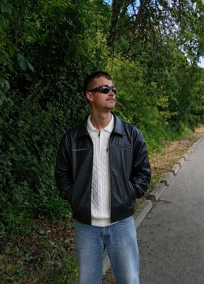 Jamie из Neuenhagen 20 лет
