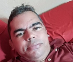 Betinho Fernande, 44, Santa Cruz