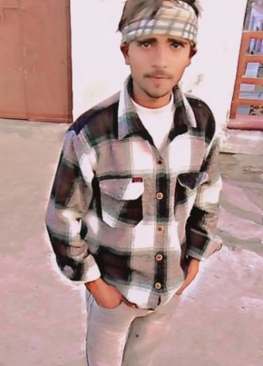 Fardeen, 19, India, Dhaulpur