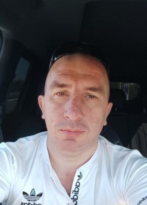Андрей из Губкинския 42 года