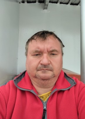 Роман из Холмска 48 лет