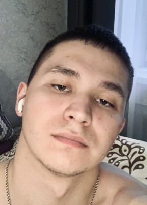 Данил из Чебоксары 22 года