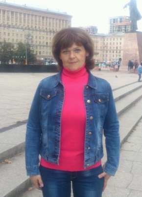 Елена, 53, Россия, Ивангород