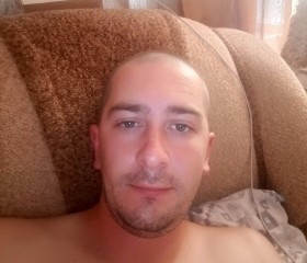 Ivan, 30, Yekaterinburg