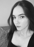 Katya, 19  , Moscow