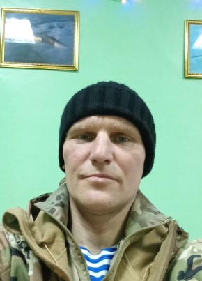 Макс, 43, Россия, Гатчина