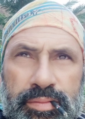 Çağdaş, 44, Türkiye Cumhuriyeti, Umraniye