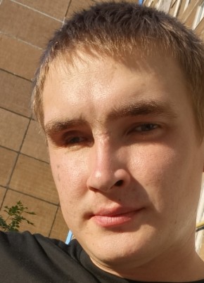 Никита Вахрушев из Ижевска 26 лет