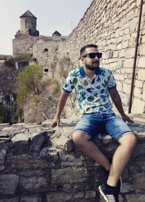 Денис, 26, Україна, Чернівці