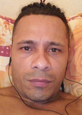Sande, 45, República Federativa do Brasil, Charqueadas