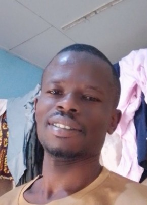 Arnaud из Abidjan 34 года