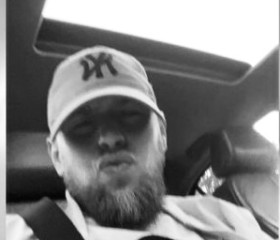Skromnyy, 33, Neumunster