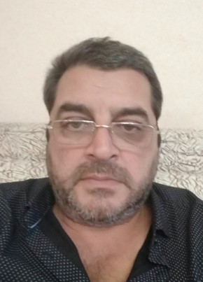 Артур из Калининграда 62 года