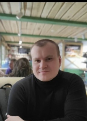 Денис из Москвы 42 года