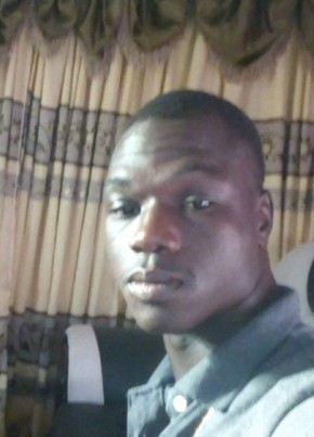 Bertrand, 27, Burkina Faso, Ouagadougou