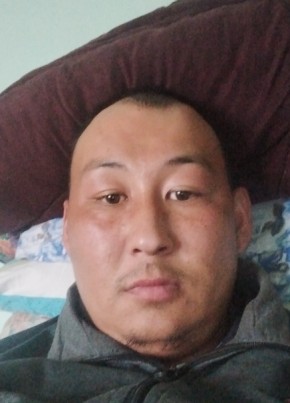 Мирбек Амадалиев, 29, Кыргыз Республикасы, Ош