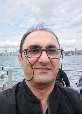 Efe из Konya 56 лет
