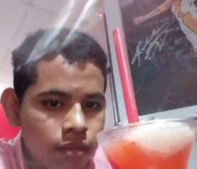 Gustavo Reyes, 20, Guatemala City